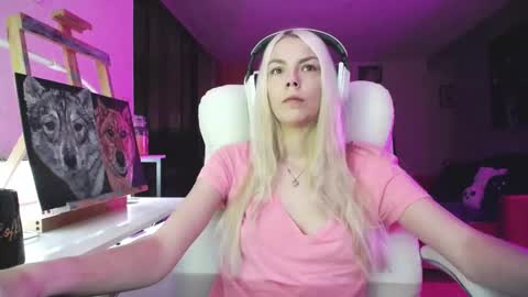 stage Kylie Sinner  brand CLITBAIT online show from 10.17.25