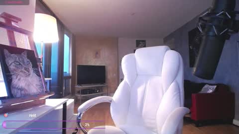 Snapshot of tinykylie chatting on 03.19.26 stage Kylie Sinner brand CLITBAIT online show from 03.19.26