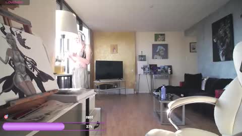 Snapshot of tinykylie chatting on 03.28.26 stage Kylie Sinner brand CLITBAIT online show from 03.28.26