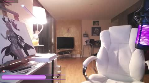 Snapshot of tinykylie chatting on 03.29.26 stage Kylie Sinner brand CLITBAIT online show from 03.29.26