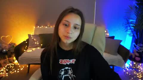 tinynataliee online show from 05.18.26