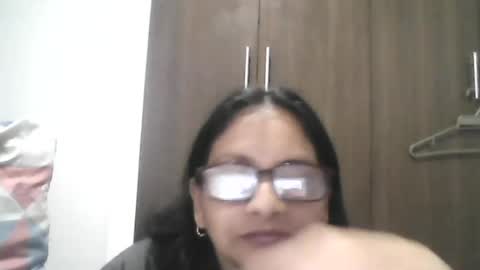 Ester online show from 06.19.26