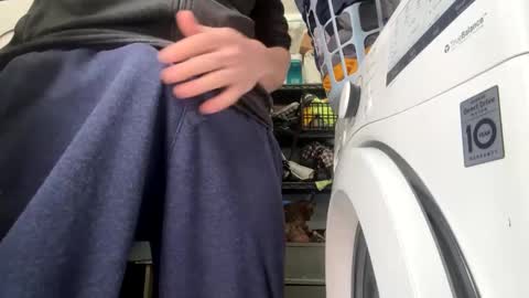 Snapshot of tittyzandbeer chatting on 02.01.25 tittyzandbeer online show from 02.01.25