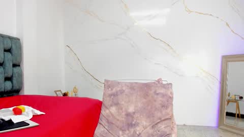 Tivizay online show from 12.05.25