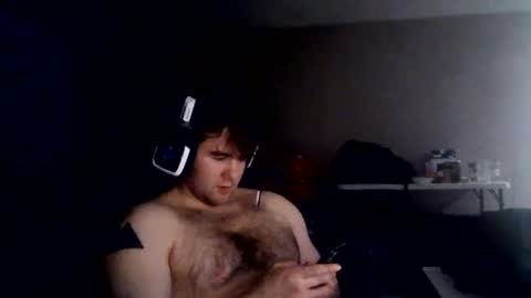 Snapshot of tizzledude chatting on 07.21.26 tizzledude online show from 07.21.26