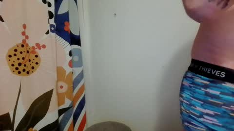 Snapshot of tj_the_man chatting on 01.10.25 TJ online show from 01.10.25