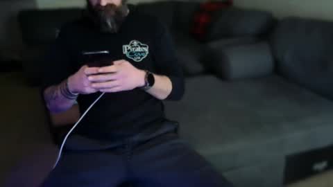 Snapshot of tj_the_man chatting on 03.04.25 TJ online show from 03.04.25