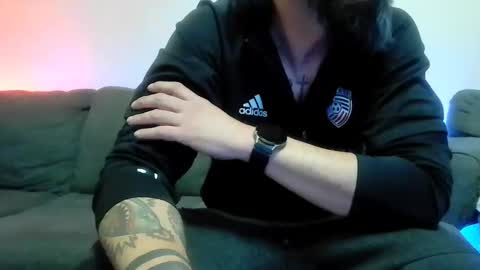 Snapshot of tj_the_man chatting on 10.01.25 TJ online show from 10.01.25