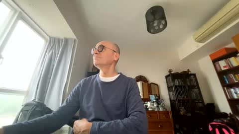 Snapshot of tksnoopy7 chatting on 03.03.26 TKSnoopy online show from 03.03.26