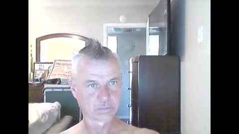 Snapshot of tnash24 chatting on 10.28.25 tx46m online show from 10.28.25