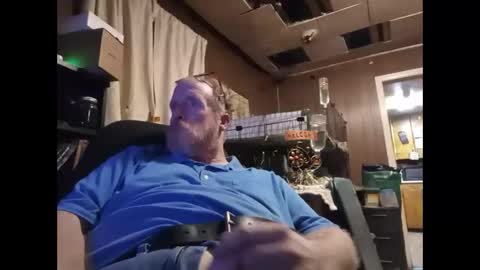 Snapshot of to_boldly_go chatting on 09.12.25 to_boldly_go online show from 09.12.25