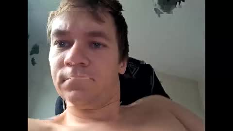 tobiasz950215 online show from 10.27.25