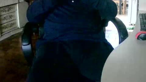 Tobiko online show from 12.21.25