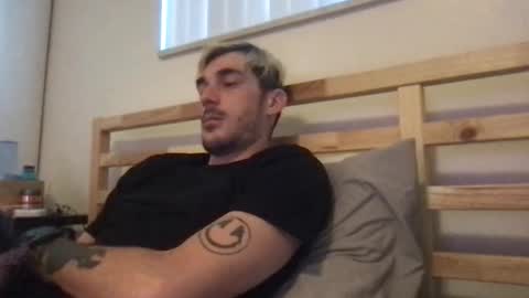 Snapshot of toddb2636 chatting on 12.01.25 toddb2636 online show from 12.01.25