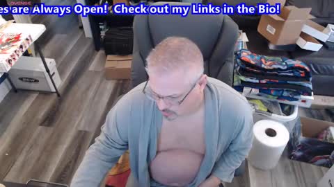 Snapshot of toddbator chatting on 02.16.25 Todd Bator online show from 02.16.25