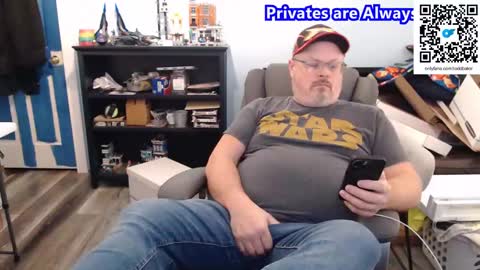 Snapshot of toddbator chatting on 03.04.25 Todd Bator online show from 03.04.25