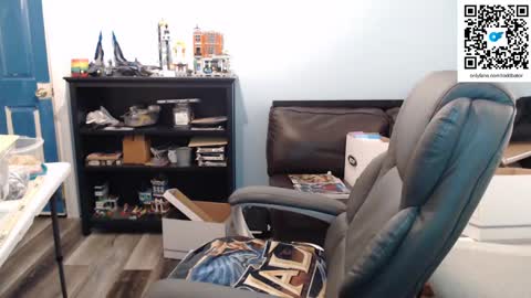 Snapshot of toddbator chatting on 03.06.25 Todd Bator online show from 03.06.25