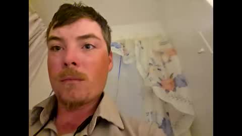 who wamts to hook up online show from 04.07.26