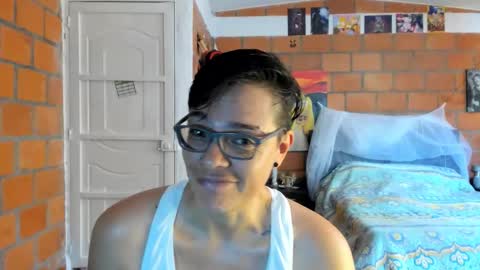 Independent Models online show from 01.17.26