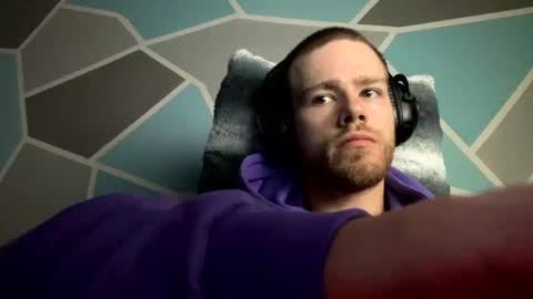 Snapshot of tokkel9999 chatting on 12.10.24 Tokkel online show from 12.10.24