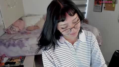 Snapshot of toky222 chatting on 02.12.26 Tokyo online show from 02.12.26