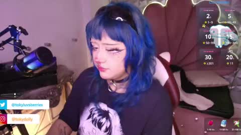 toky         online show from 09.18.25