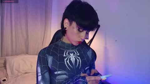  Halsey  Sofii  online show from 10.12.25