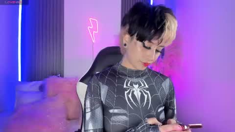  Halsey  Sofii  online show from 07.05.26