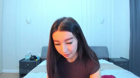 Lia online show from 12.19.25