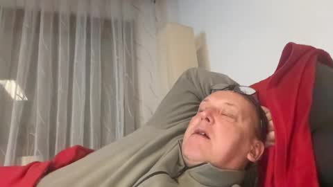 Tom online show from 01.03.25