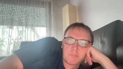 Tom online show from 02.02.25