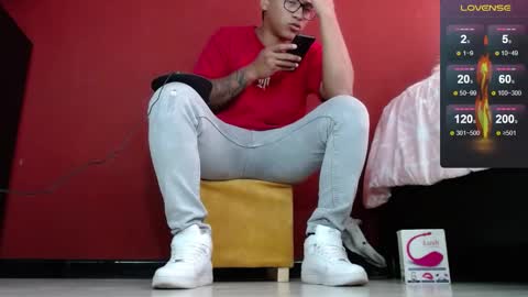 Tom online show from 02.07.25