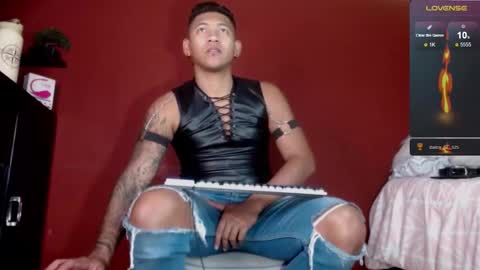 Tom online show from 02.23.25