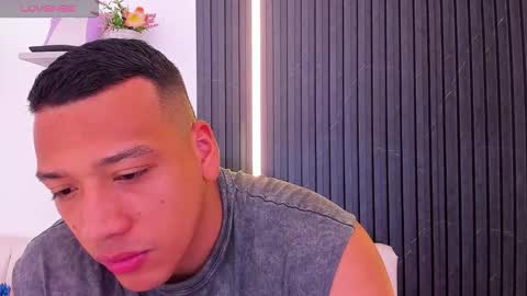 Tom muscle1 online show from 09.21.25