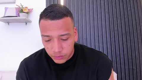 Tom muscle1 online show from 09.24.25