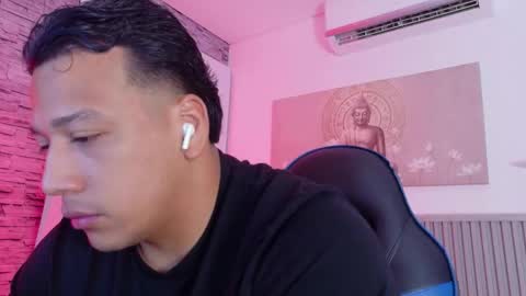 Tom muscle1 online show from 03.04.26