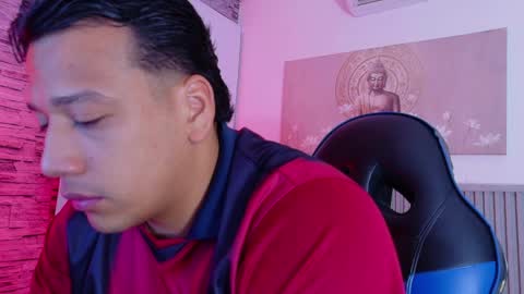 Tom muscle1 online show from 04.04.26