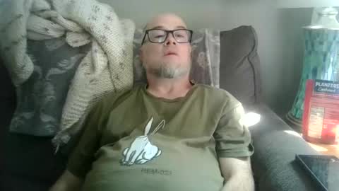 Snapshot of tom_nsfw chatting on 07.13.26 tom online show from 07.13.26