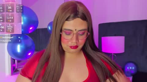 Snapshot of tom_silver_ chatting on 12.22.24 Tom Silver online show from 12.22.24