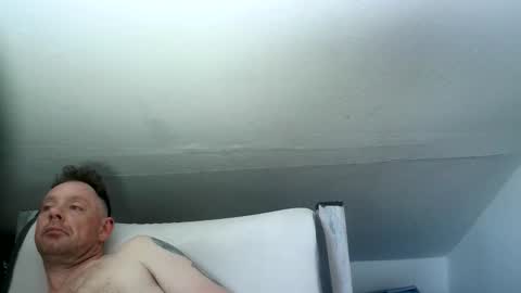 Snapshot of tomame_ chatting on 05.27.26 tomame_ online show from 05.27.26