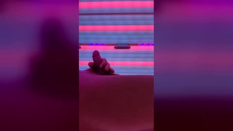 tomandnika online show from 04.18.26