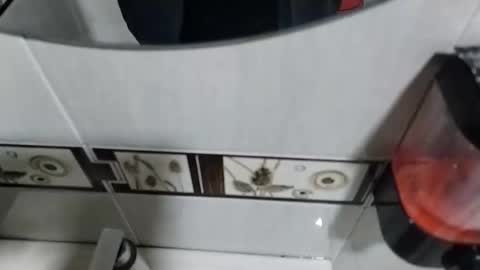 Snapshot of tomas_cum69 chatting on 12.19.24 Tomas online show from 12.19.24