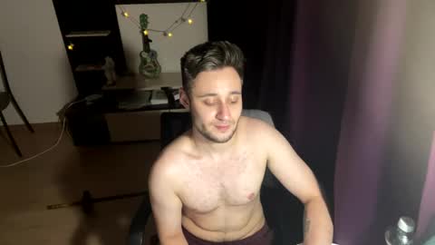 Snapshot of tomas_grey chatting on 12.01.24 Tomas Grey online show from 12.01.24