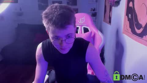 Snapshot of tomas_norton chatting on 01.10.26 tomas_norton online show from 01.10.26