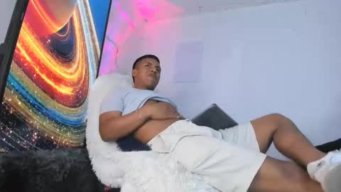 Snapshot of tomasandgero chatting on 03.16.26 SANTY online show from 03.16.26