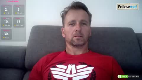Snapshot of tomhardic chatting on 07.11.26 TOM online show from 07.11.26