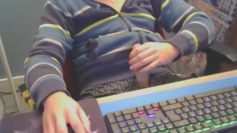 tomin3m online show from 12.04.24