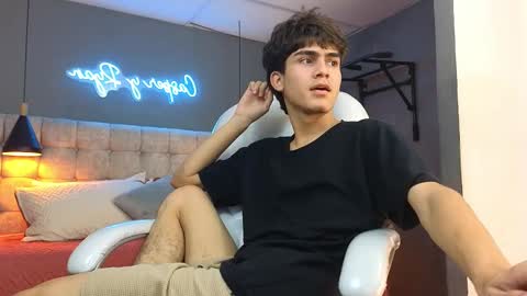 Tommy  online show from 02.08.25