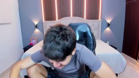 Tommy  online show from 02.04.26