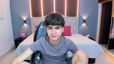 Snapshot of tommy18__ chatting on 05.02.26 Tommy online show from 05.02.26